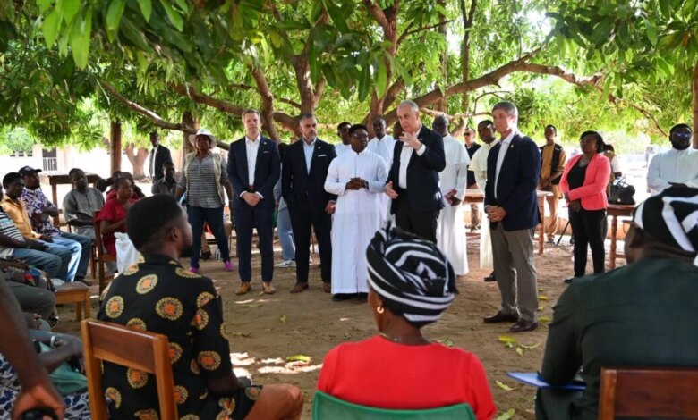 US congressman visits Benue, seeks global attention to IDP crisis