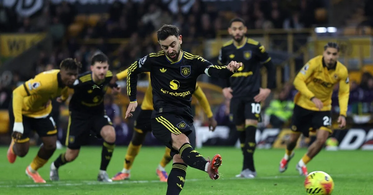 Fernandes fires Man United past Wolves in 4-1 EPL win