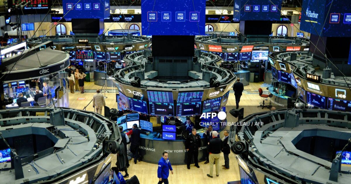 Oil prices surge on Trump's Venezuelan tanker blockade