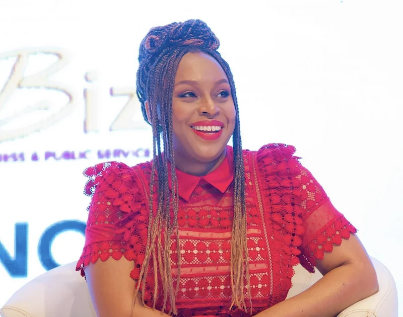 Chimamanda Adichie Refutes UNN Visiting Professor Claim