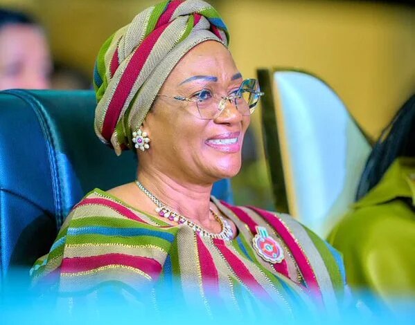 Remi Tinubu empowers PWDs in Nigeria with business grants