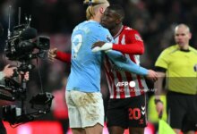 Man City's title bid dented by 0-0 Sunderland stalemate