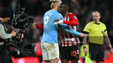 Man City's title bid dented by 0-0 Sunderland stalemate