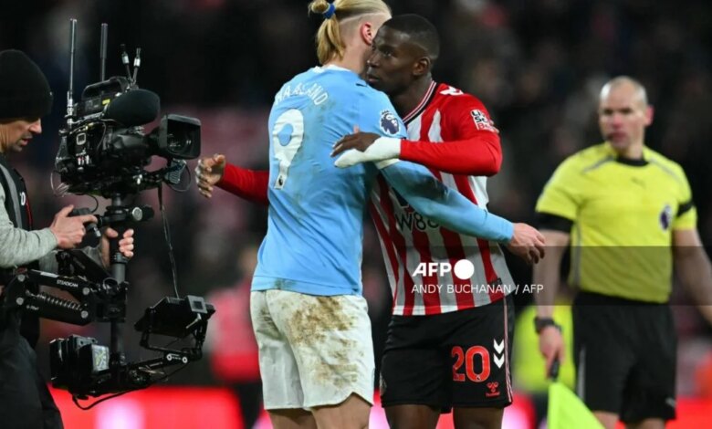 Man City's title bid dented by 0-0 Sunderland stalemate