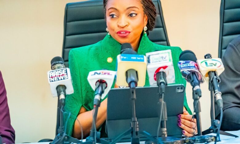 UAE Deal, Security Votes & Top Stories