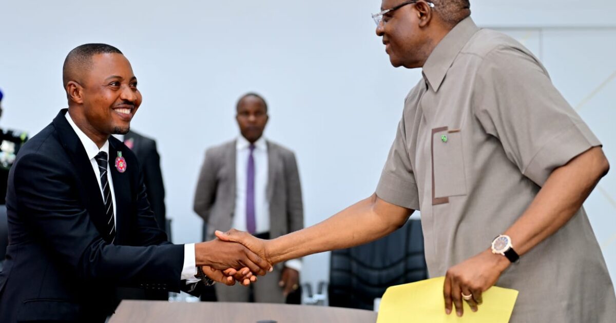 Otu swears in Egbung Egbung as new Cross River LG chair